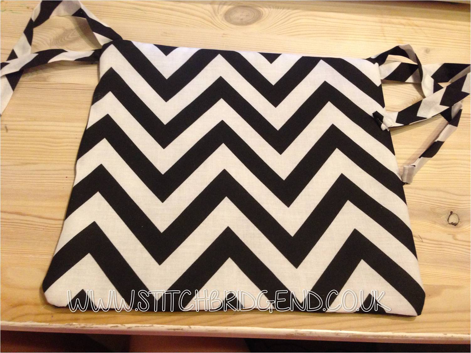 The Ramblings of a fairy....... IKEA LATT CHAIR CUSHIONS DIY